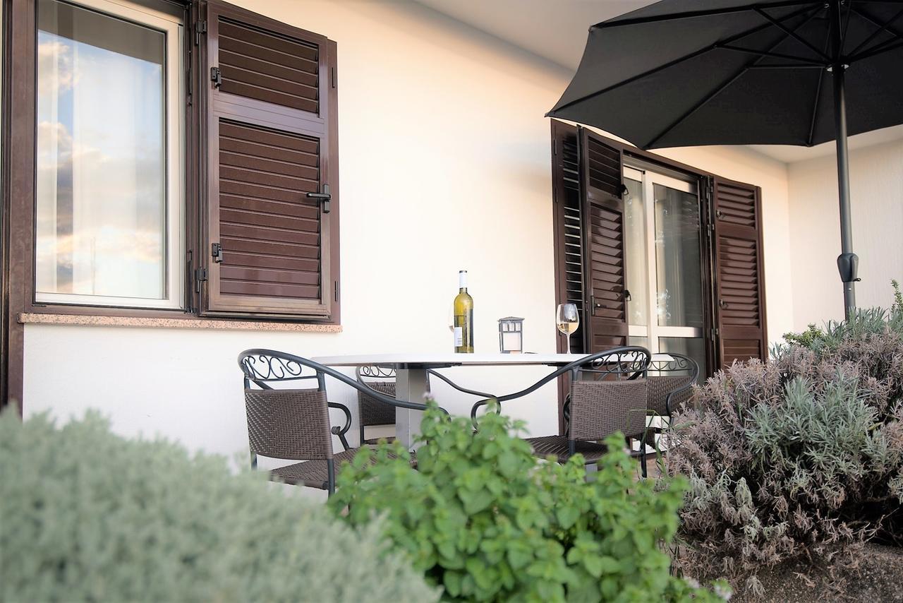 Apartments Sandra Poreč Kültér fotó